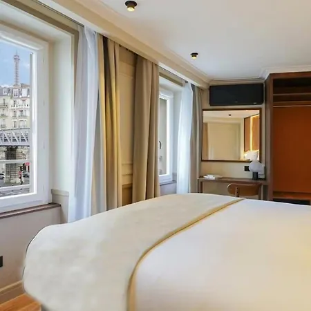 Charming With Balcony Apartament